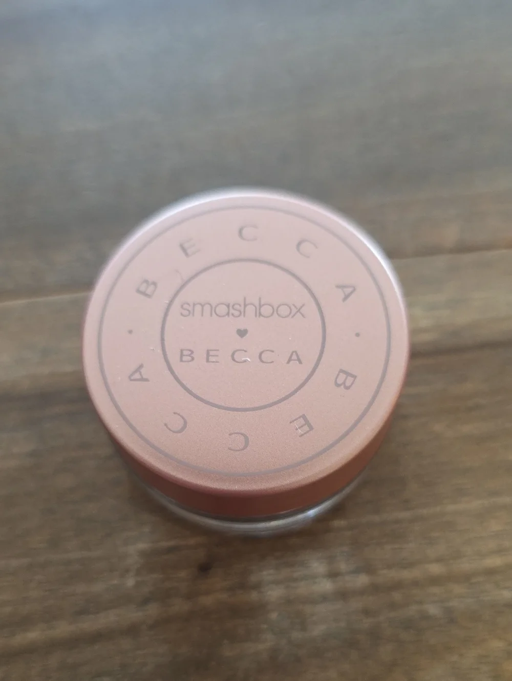 NIB Becca under eye Brightening Corrector Medium